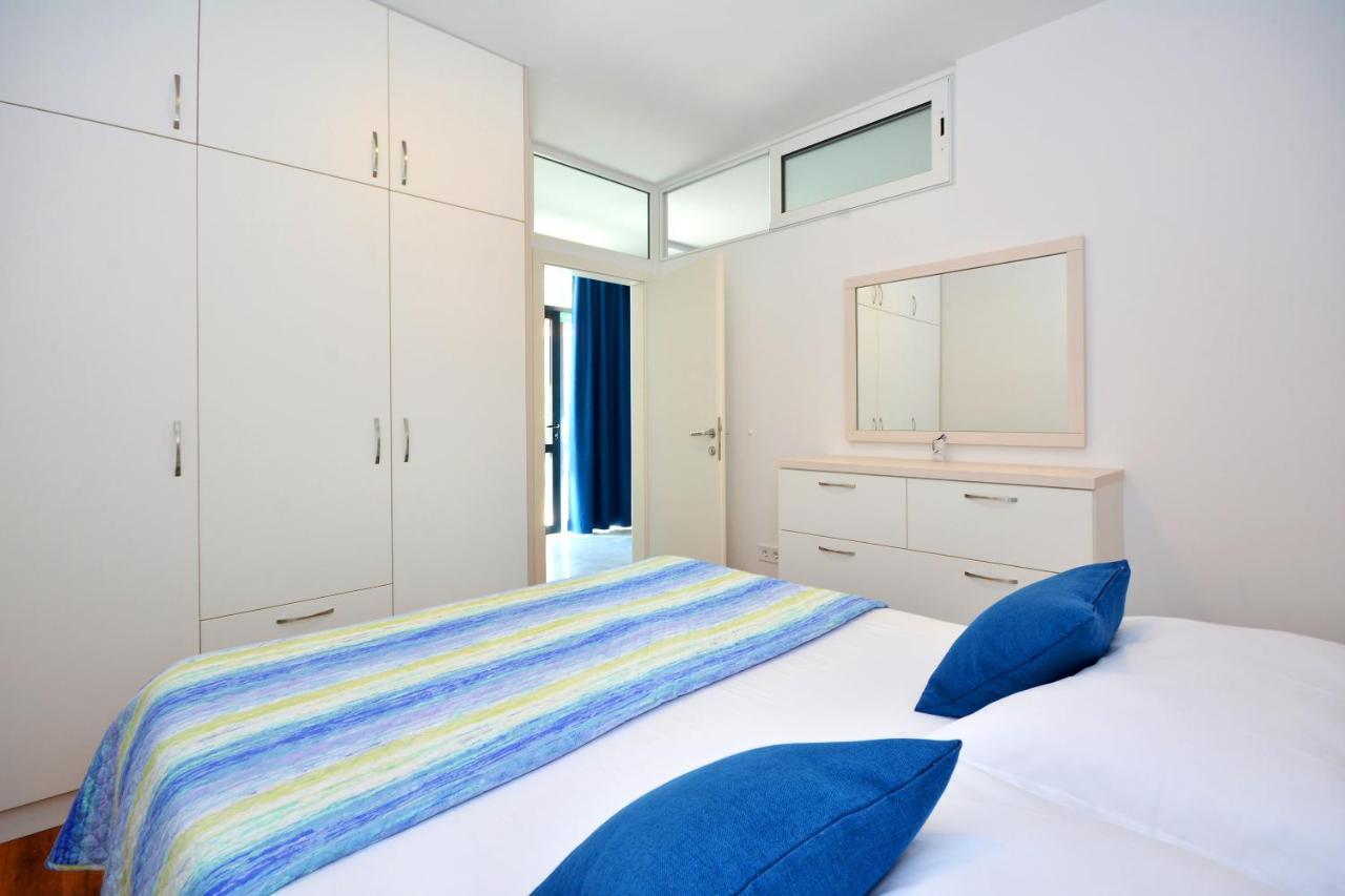 Seas The Day Apartments Podstrana Exterior foto