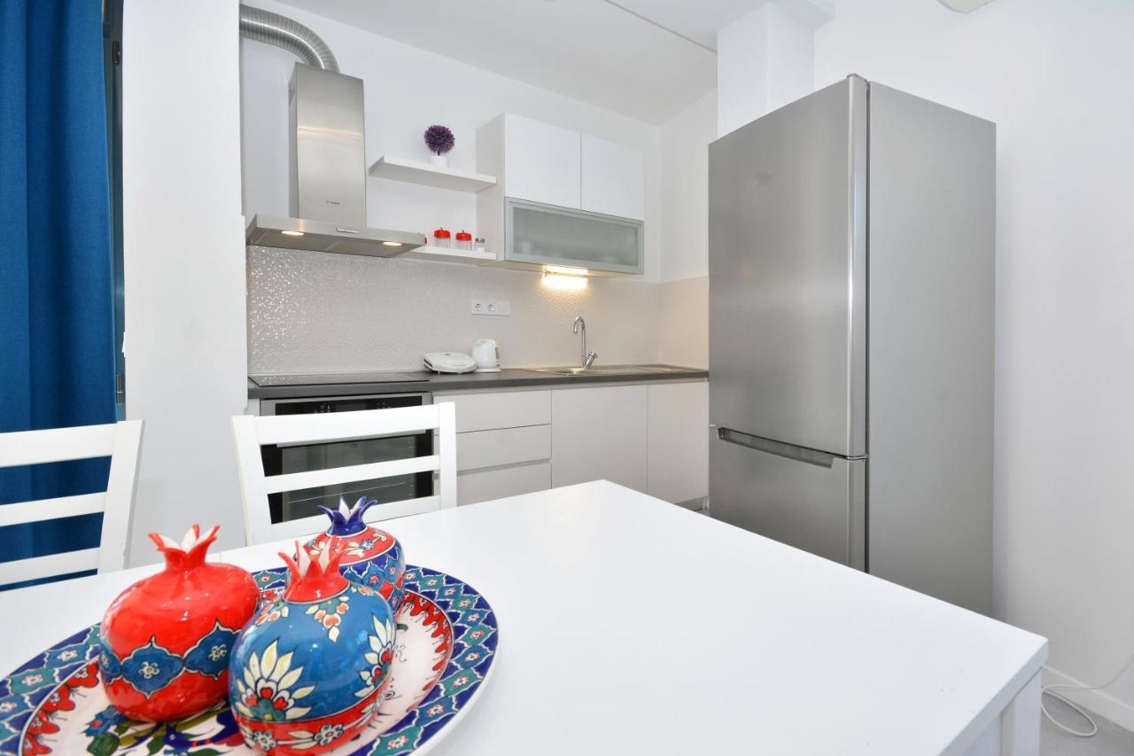 Seas The Day Apartments Podstrana Exterior foto